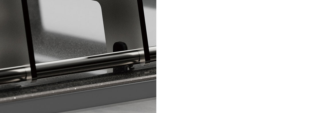 トッププレートの表面を傷つけにくい工夫が！