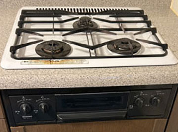 施工前のビルトインコンロ