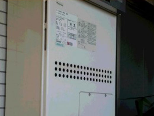 板橋区周辺 給湯暖房機交換 施工前