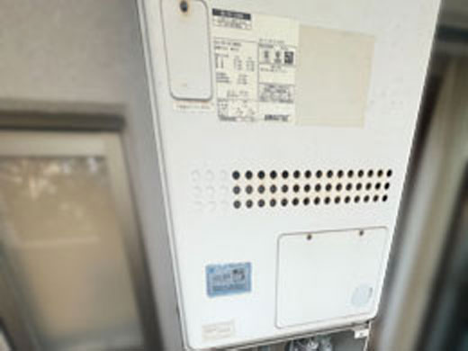 西宮市 給湯暖房機交換 施工前