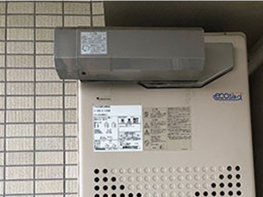 多摩市周辺 マンション給湯暖房機器交換 施工前
