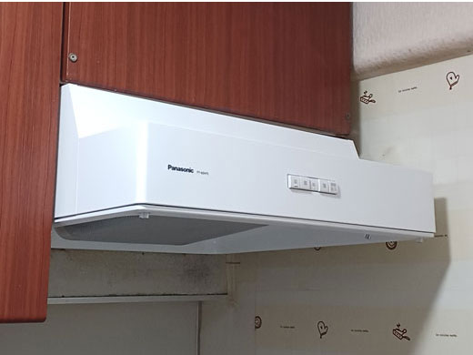 大阪府枚方市 / レンジフード交換 施工後