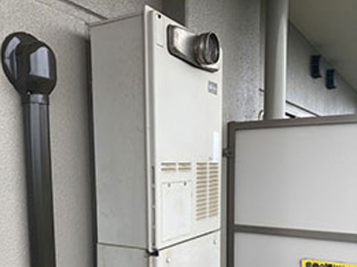 松戸市 給湯暖房機交換 施工前