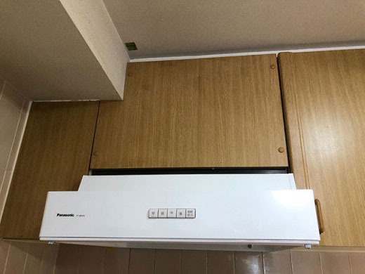 多摩区周辺 レンジフード交換 施工後