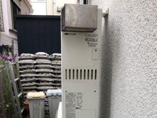 横浜市戸塚区 給湯暖房熱源機交換 施工前